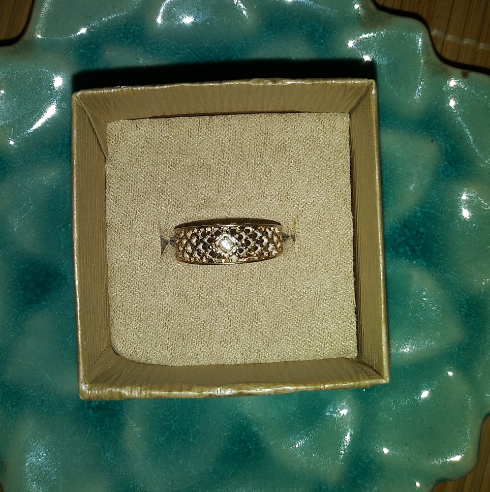Vintage Avon Ring